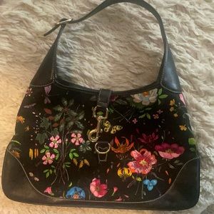 AUTHENTICATED GUCCI Vintage Flora Jackie Hobo Black